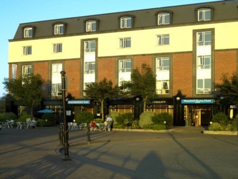 Waterford Marina Hotel Exterior foto